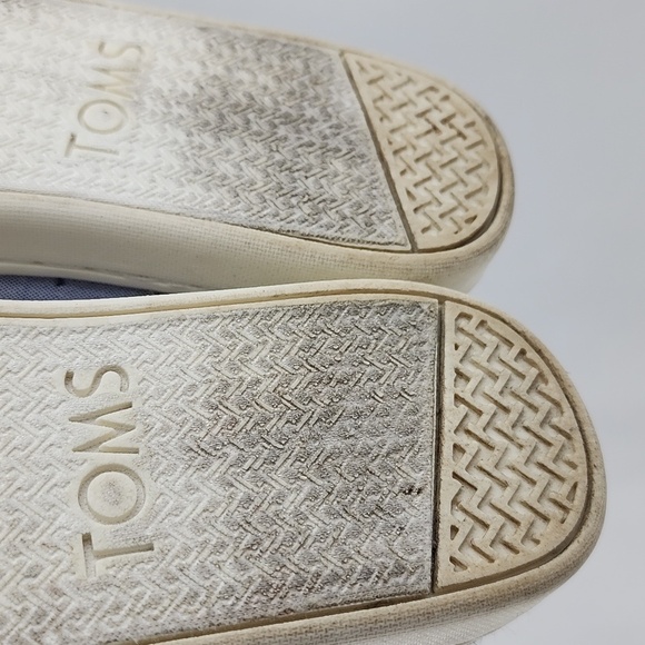 ⭐️3/ $30⭐️ TOMS Classics Heart Motif Woven Kids Espadrilles Slip-on Blue Size 2 - Picture 13 of 15